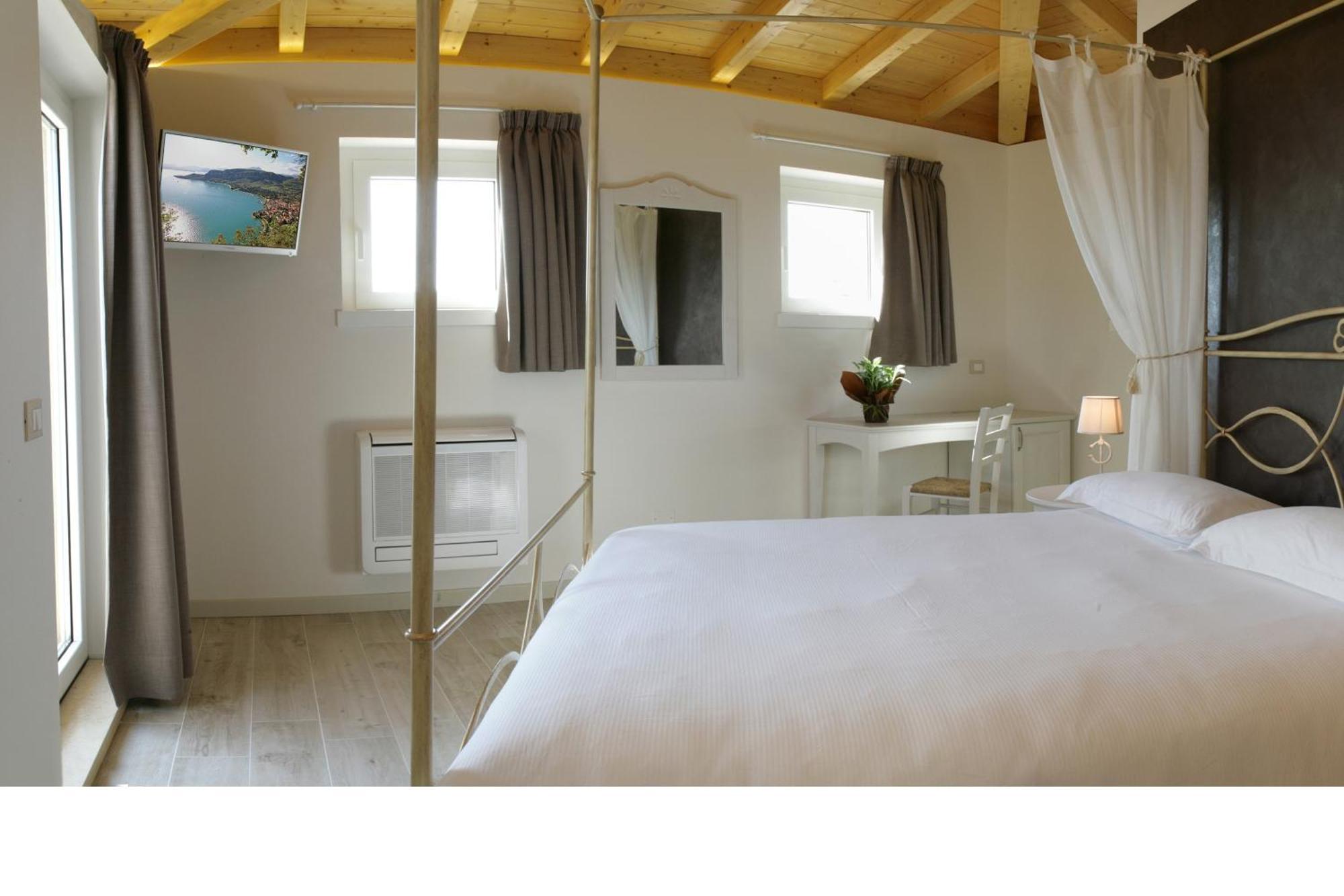 Relais Colle San Giorgio Bed and Breakfast Bardolino Kamer foto