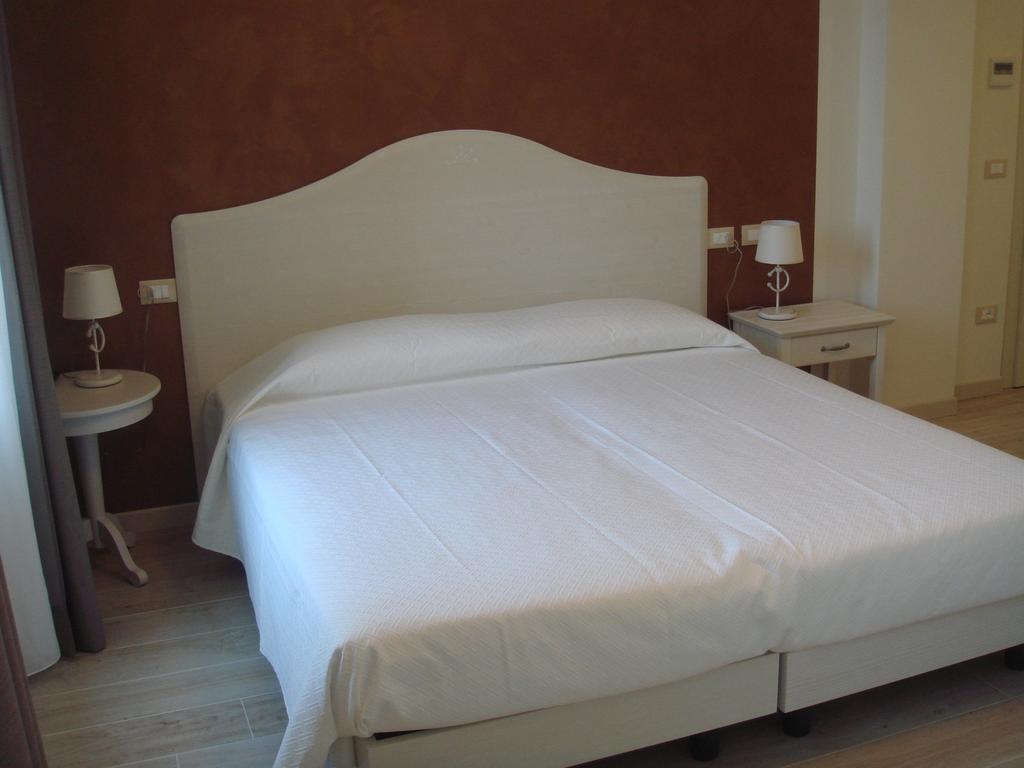Relais Colle San Giorgio Bed and Breakfast Bardolino Kamer foto